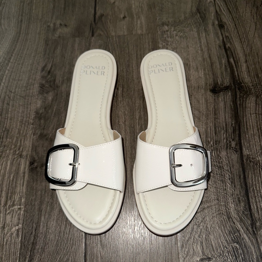 Donald Pliner Romonaci Women’s Slide, White (Size 37, US 7)